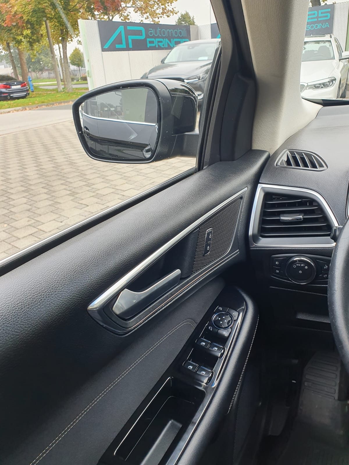 2016 Ford Edge — fotografija 19