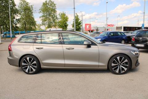 2021 Volvo V60 — sličica 4