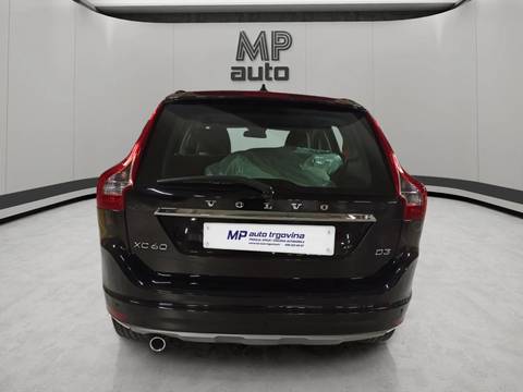 2016 Volvo XC60 — sličica 10