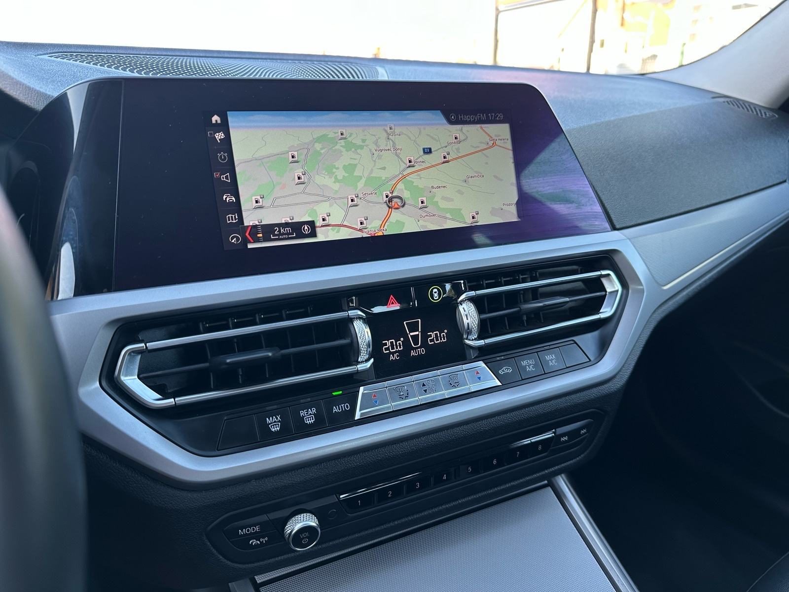 2020 BMW Serija 3 — fotografija 18