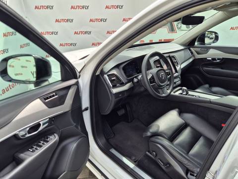 2022 Volvo XC90 R-Design — sličica 11