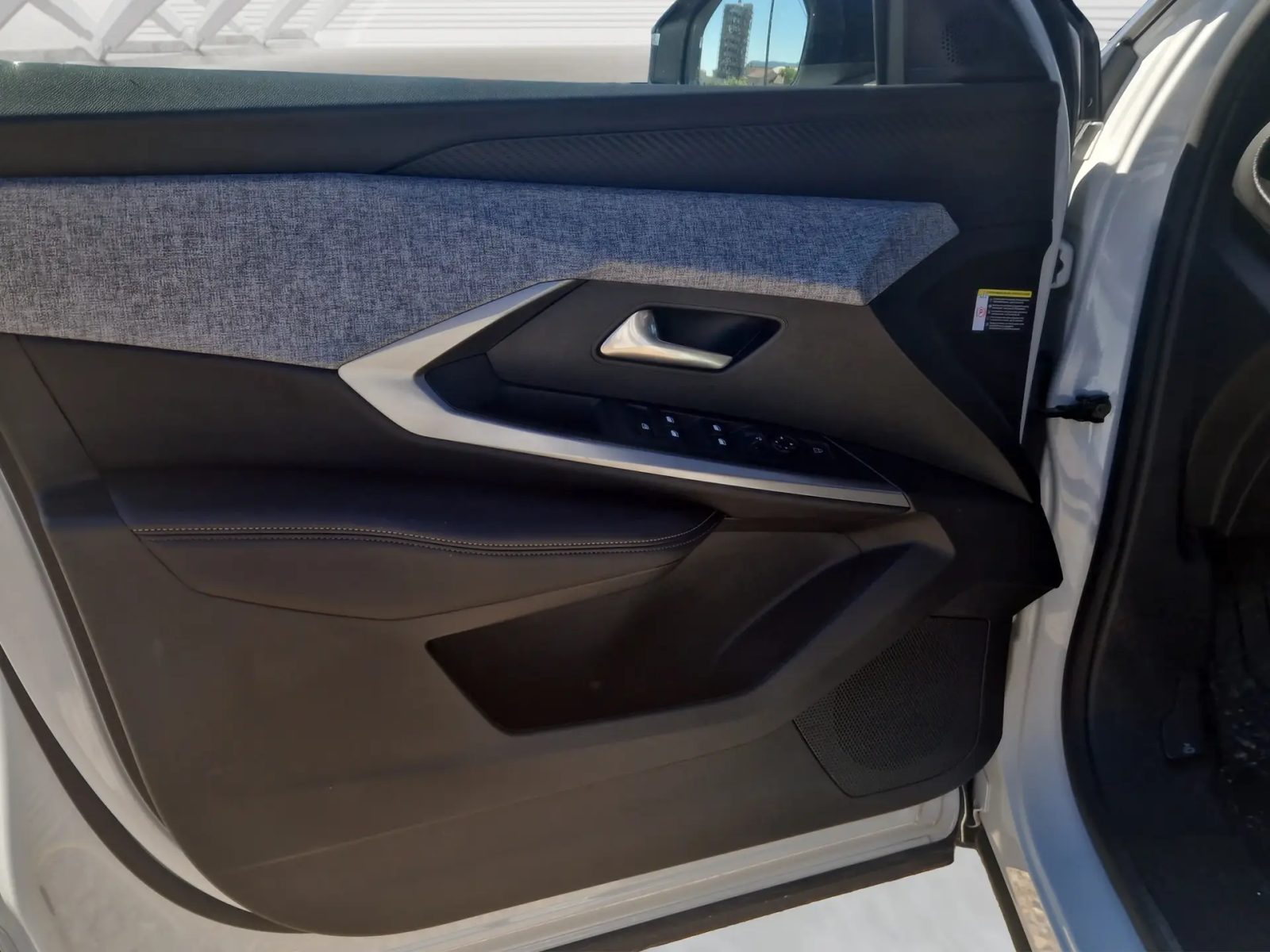 2025 Peugeot 5008 — fotografija 9