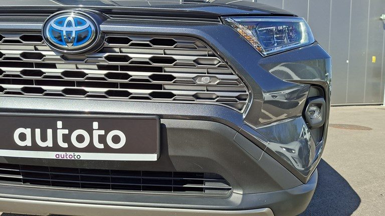 2022 Toyota RAV4 — fotografija 24