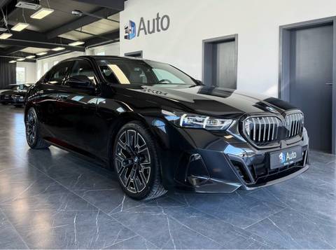 2025 BMW Serija 5