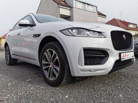 2016 Jaguar F-Pace — sličica 5