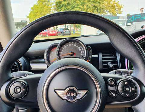 2017 Mini Cooper John Cooper Works — sličica 19