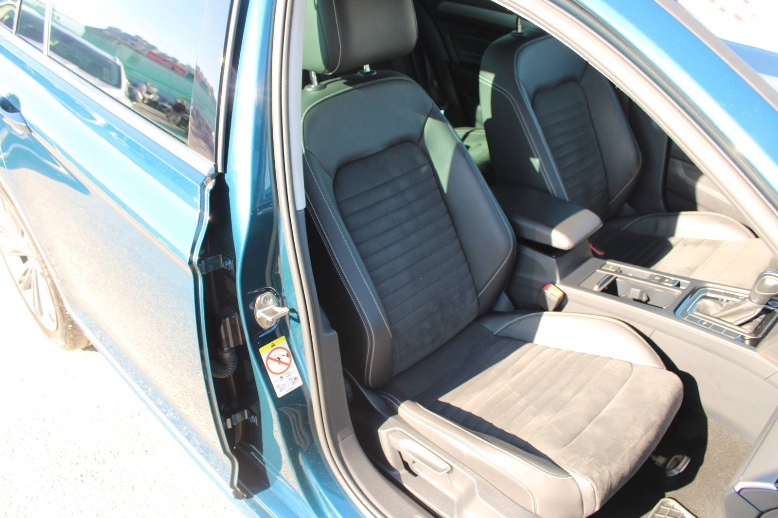 2022 Volkswagen Passat Variant — fotografija 12