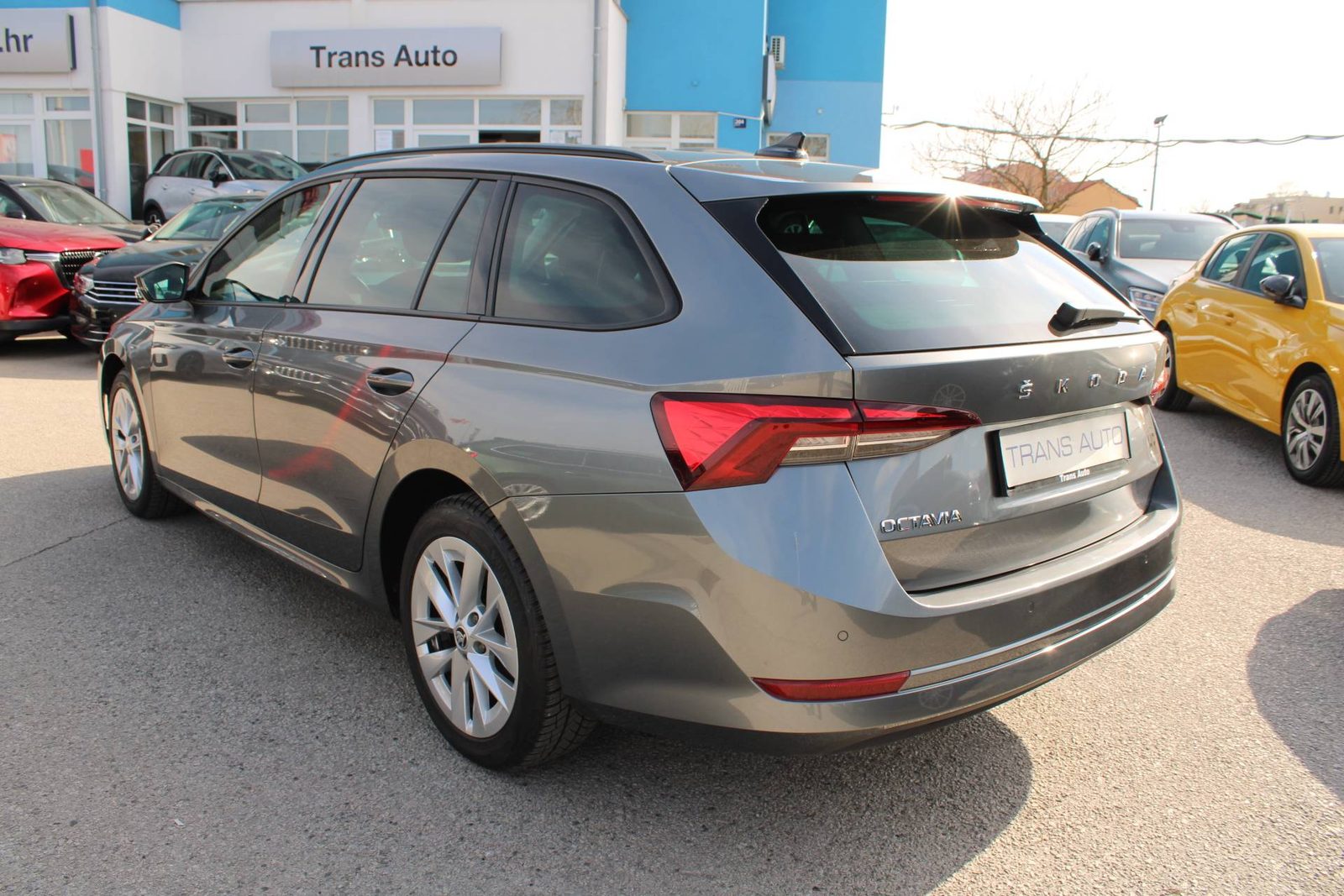 2023 Škoda Octavia Combi — fotografija 7