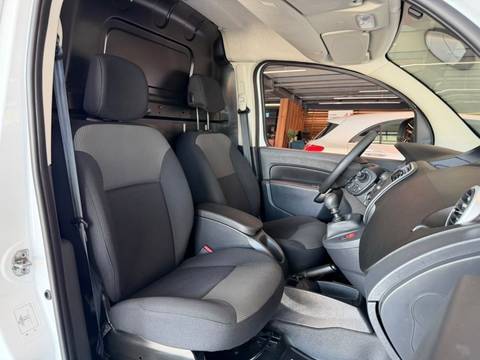 2021 Renault Kangoo — sličica 24