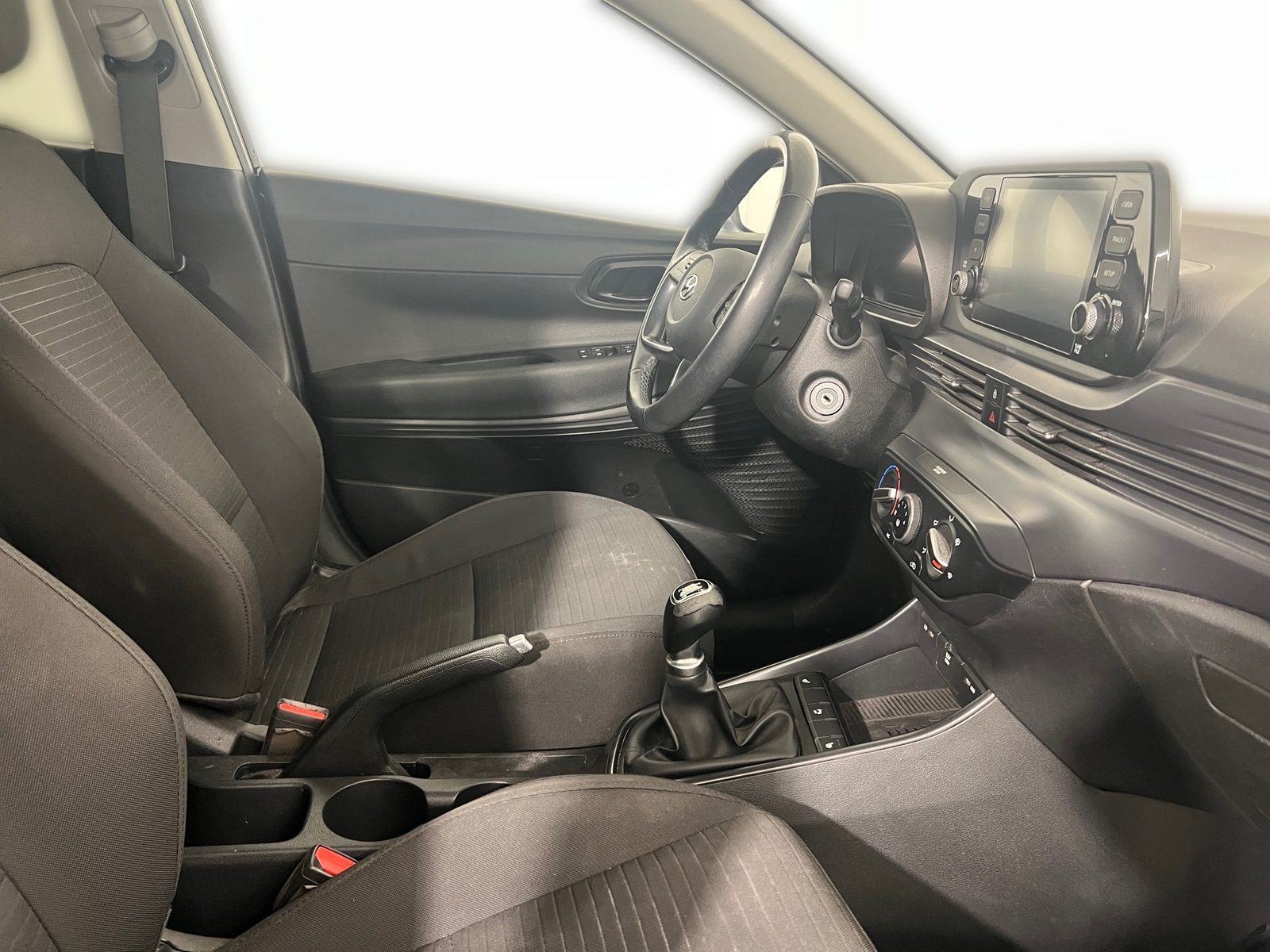 2021 Hyundai i20 — fotografija 22