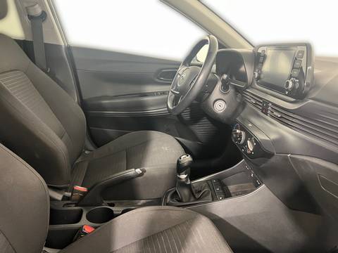 2021 Hyundai i20 — sličica 22