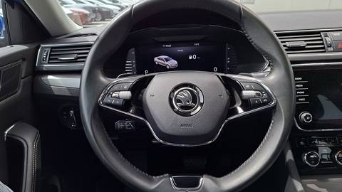 2021 Škoda Superb — sličica 18