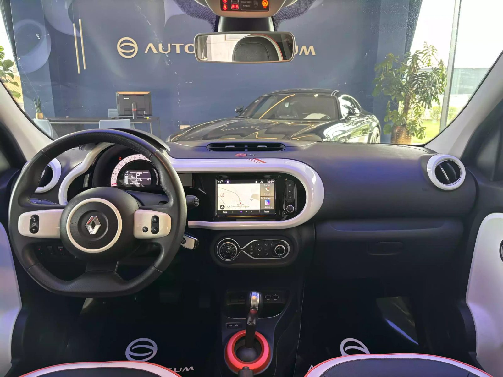 2022 Renault Twingo Z.E. R80 — fotografija 16