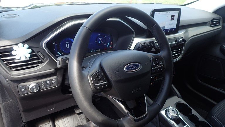 2023 Ford Kuga — fotografija 5