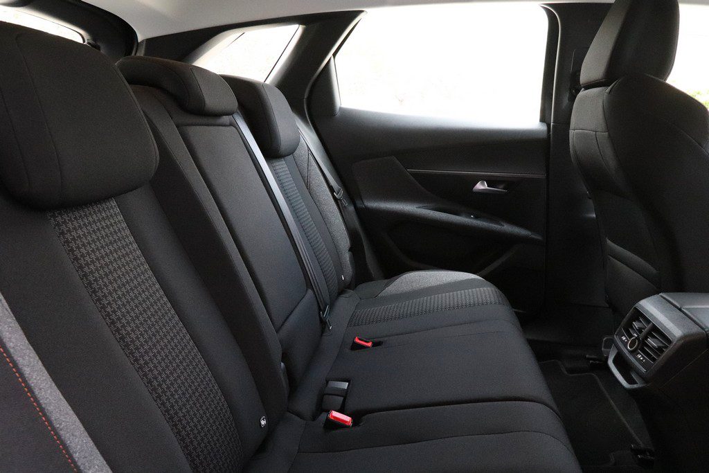 2021 Peugeot 3008 — fotografija 8