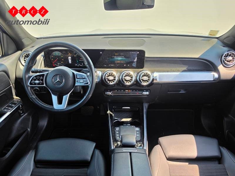 2021 Mercedes-Benz GLB — fotografija 8