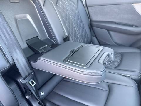 2024 Audi Q7 — sličica 25