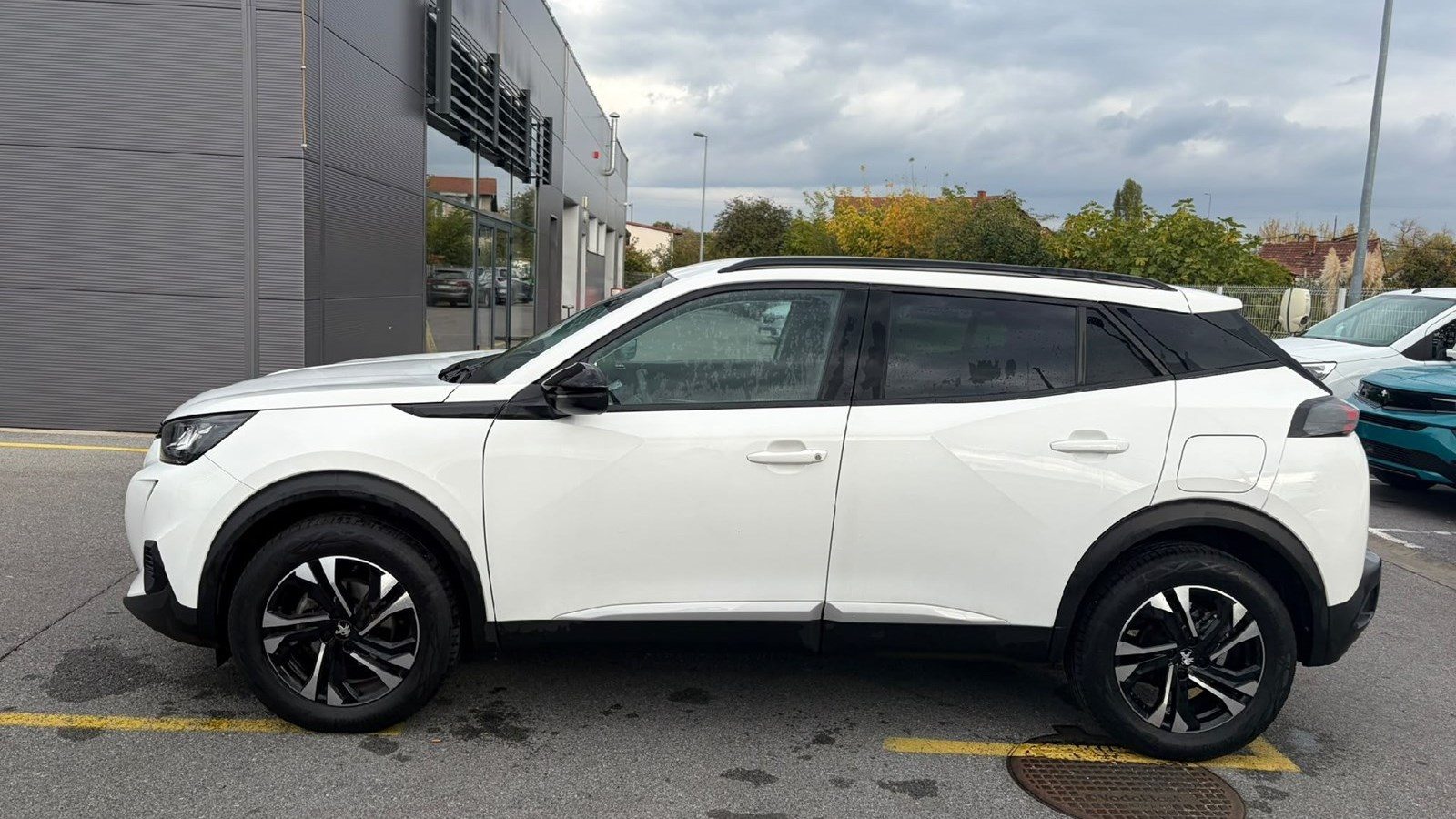 2022 Peugeot 2008 — fotografija 4