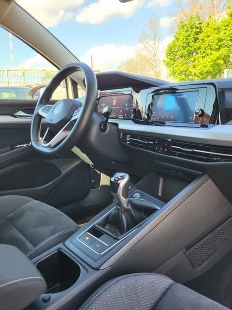2021 Volkswagen Golf VIII — sličica 25