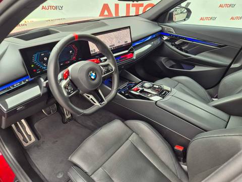 2025 BMW M5 — sličica 16