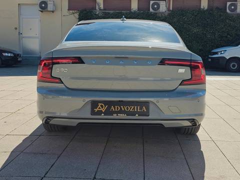 2023 Volvo S90 — sličica 4