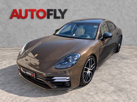 2022 Porsche Panamera