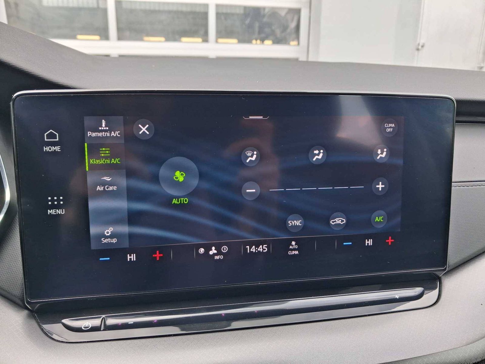 2023 Škoda Octavia Combi — fotografija 26