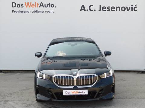 2024 BMW Serija 5 — sličica 2
