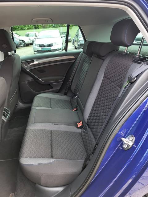 2019 Volkswagen Golf VII — sličica 12