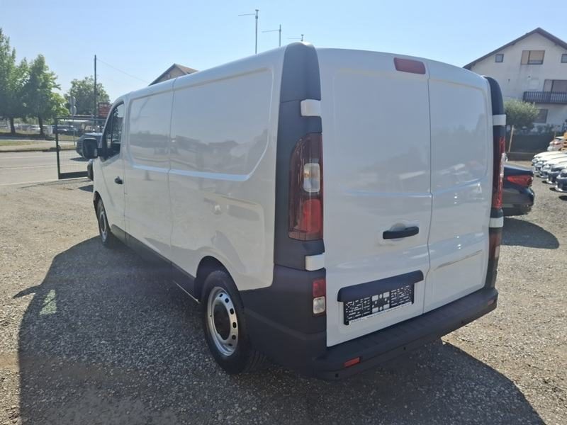 2022 Renault Trafic — fotografija 9