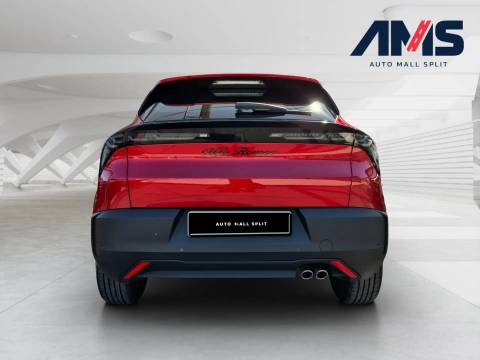 2026 Alfa Romeo Junior — sličica 4