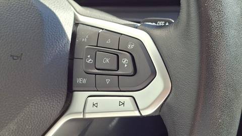 2022 Volkswagen Golf — sličica 19