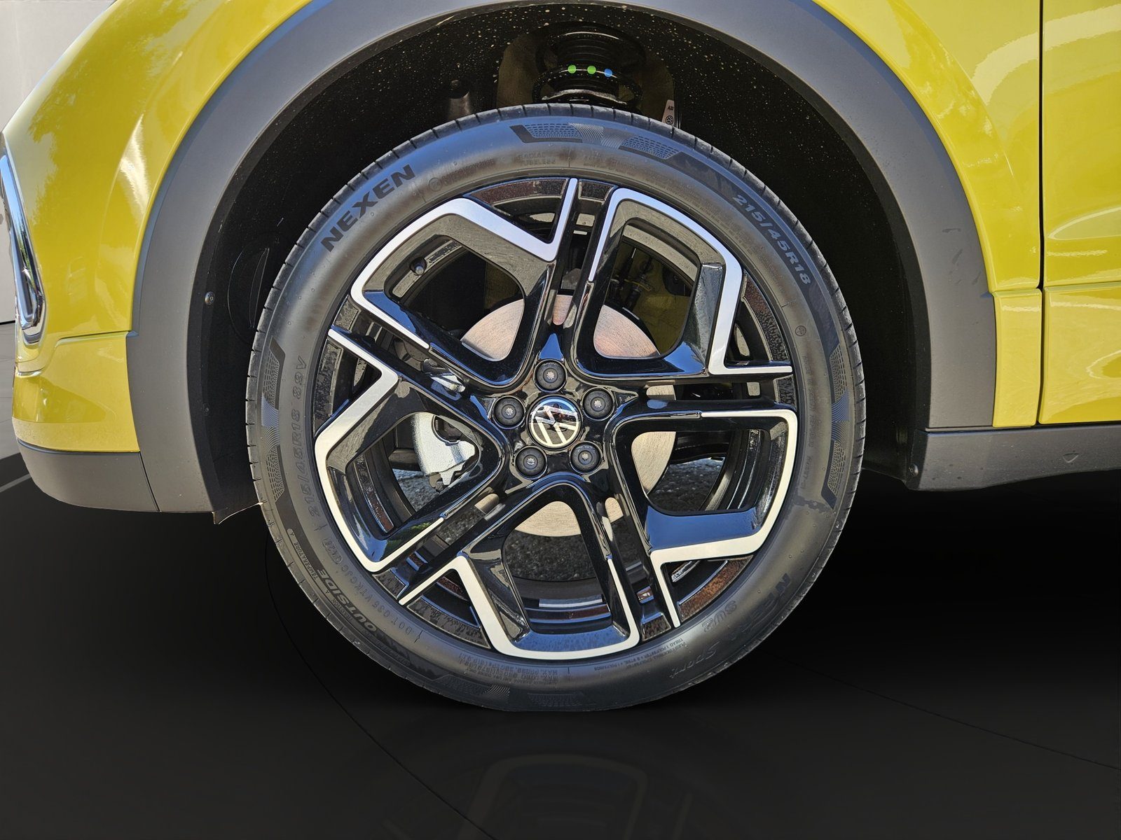 2026 Volkswagen T-Cross R-Line — fotografija 9