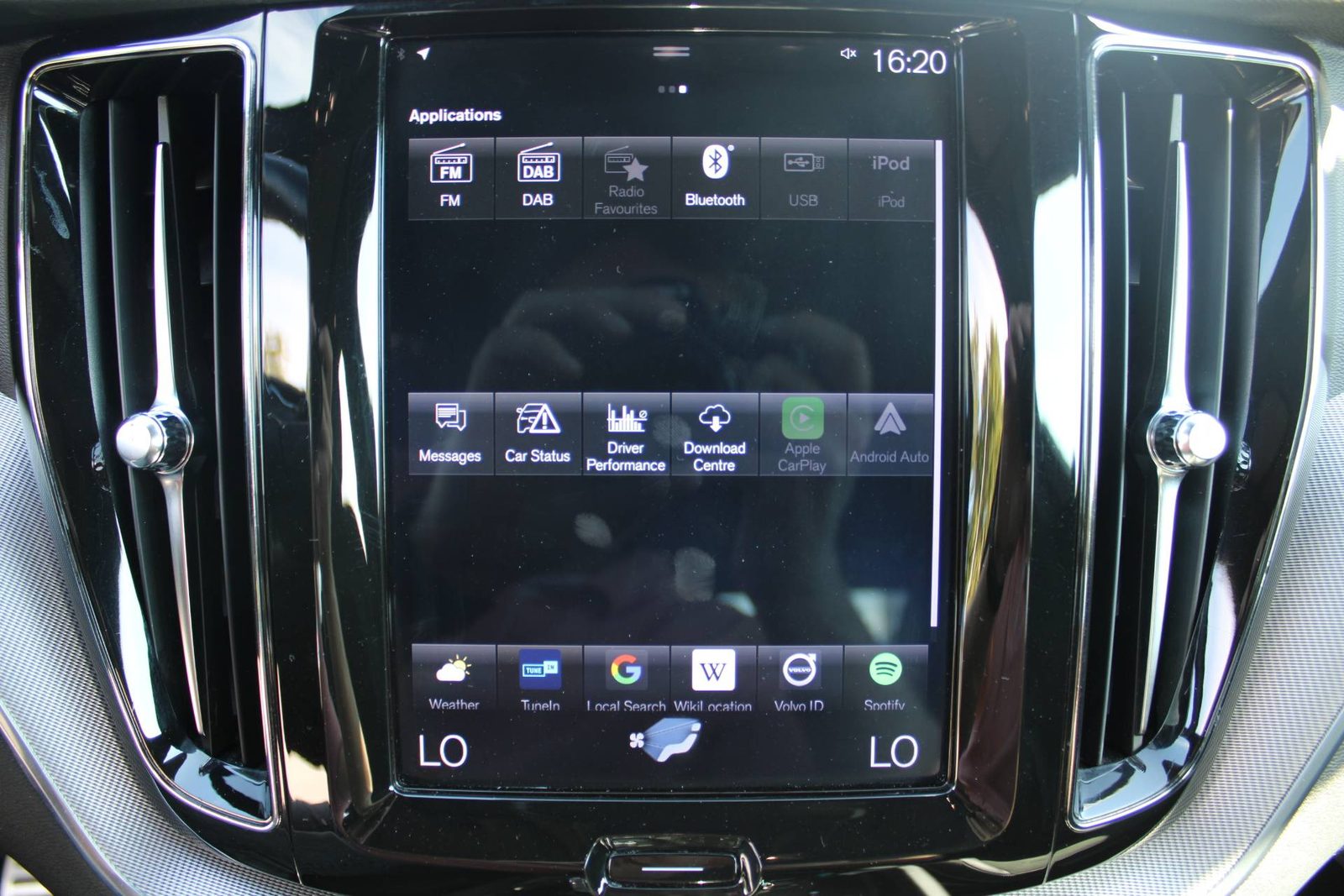 2019 Volvo XC60 — fotografija 20