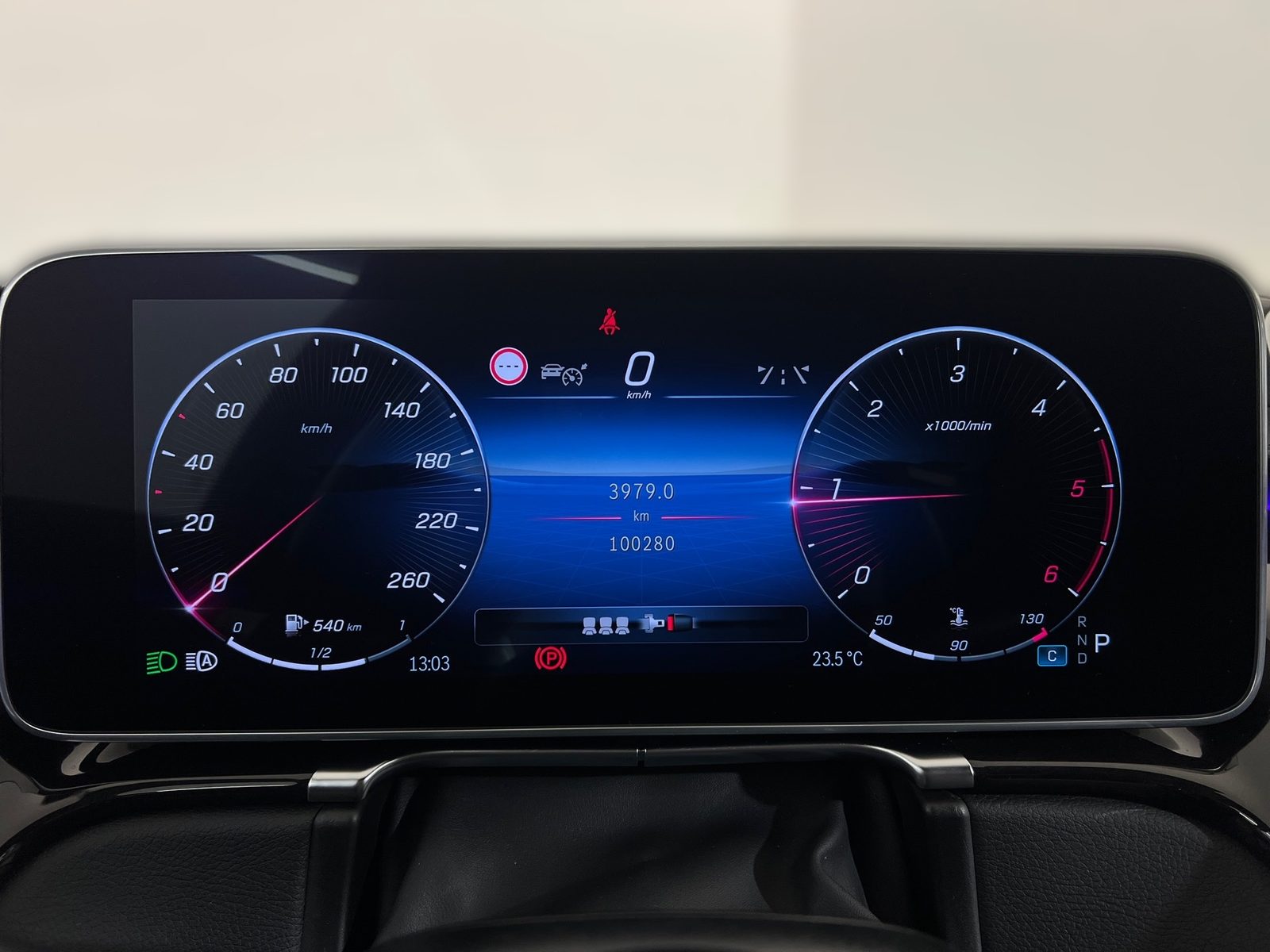 2023 Mercedes-Benz S-klasa — fotografija 17