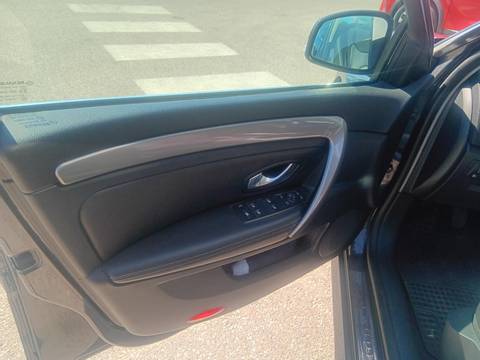 2012 Renault Laguna — sličica 10