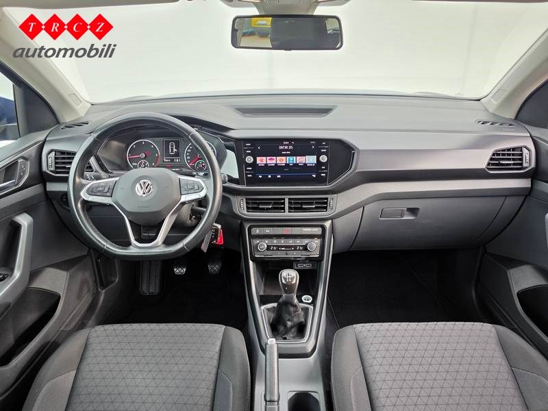 2019 Volkswagen T-Cross — fotografija 8