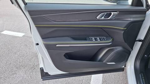 2026 Lynk & Co 01 — sličica 7