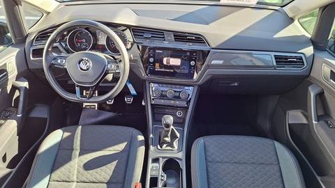 2020 Volkswagen Touran — sličica 4