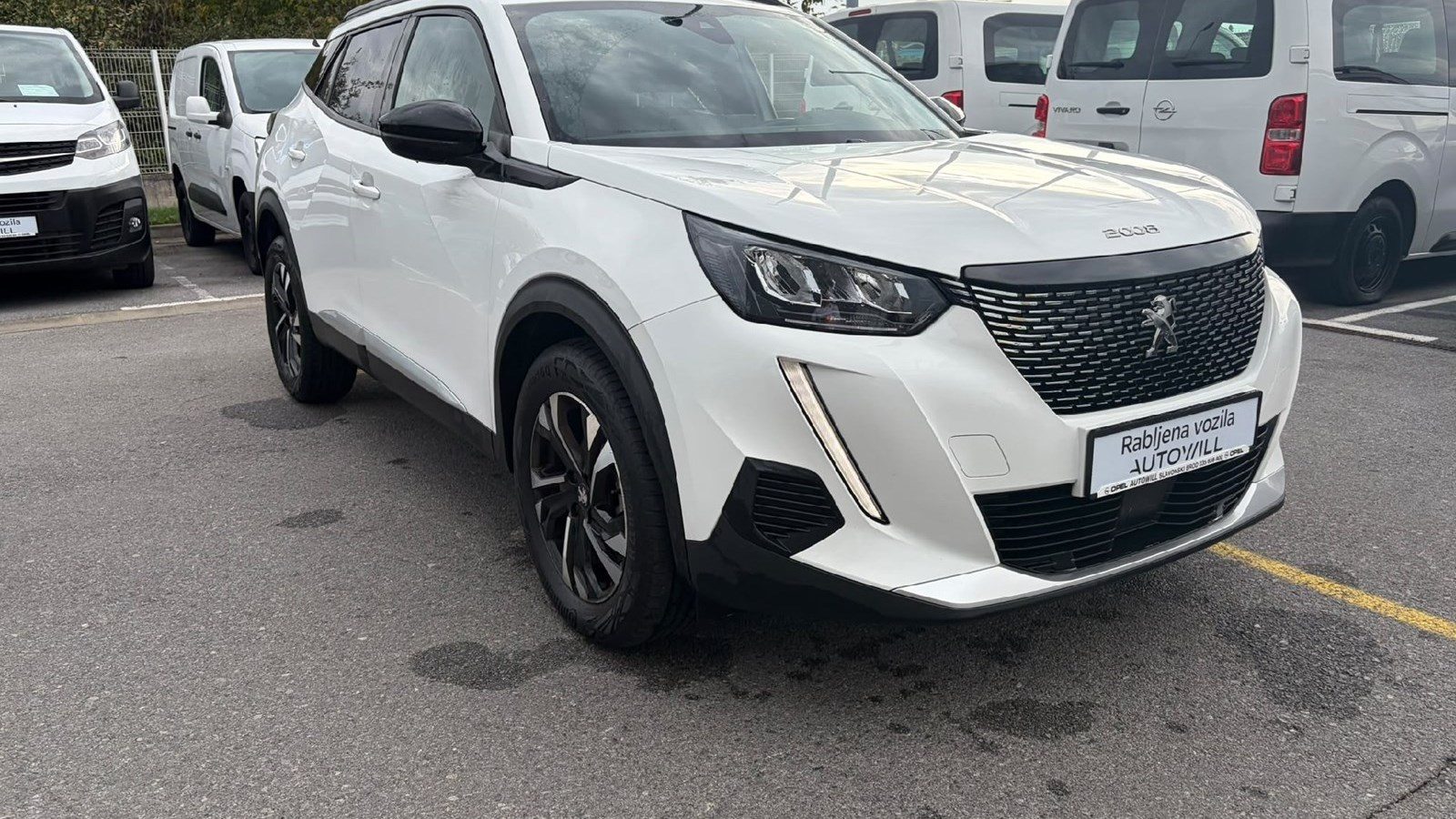2022 Peugeot 2008 — fotografija 9