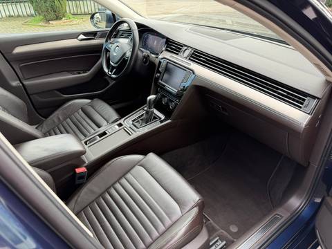 2015 Volkswagen Passat Variant — sličica 10