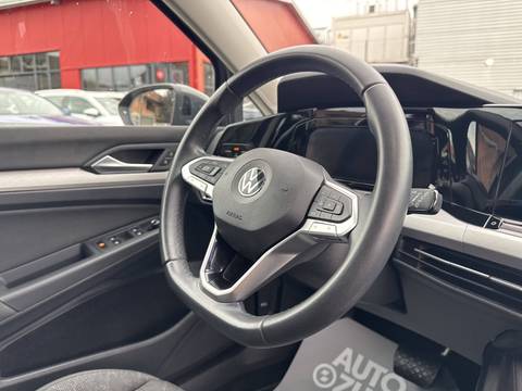 2022 Volkswagen Golf — sličica 21