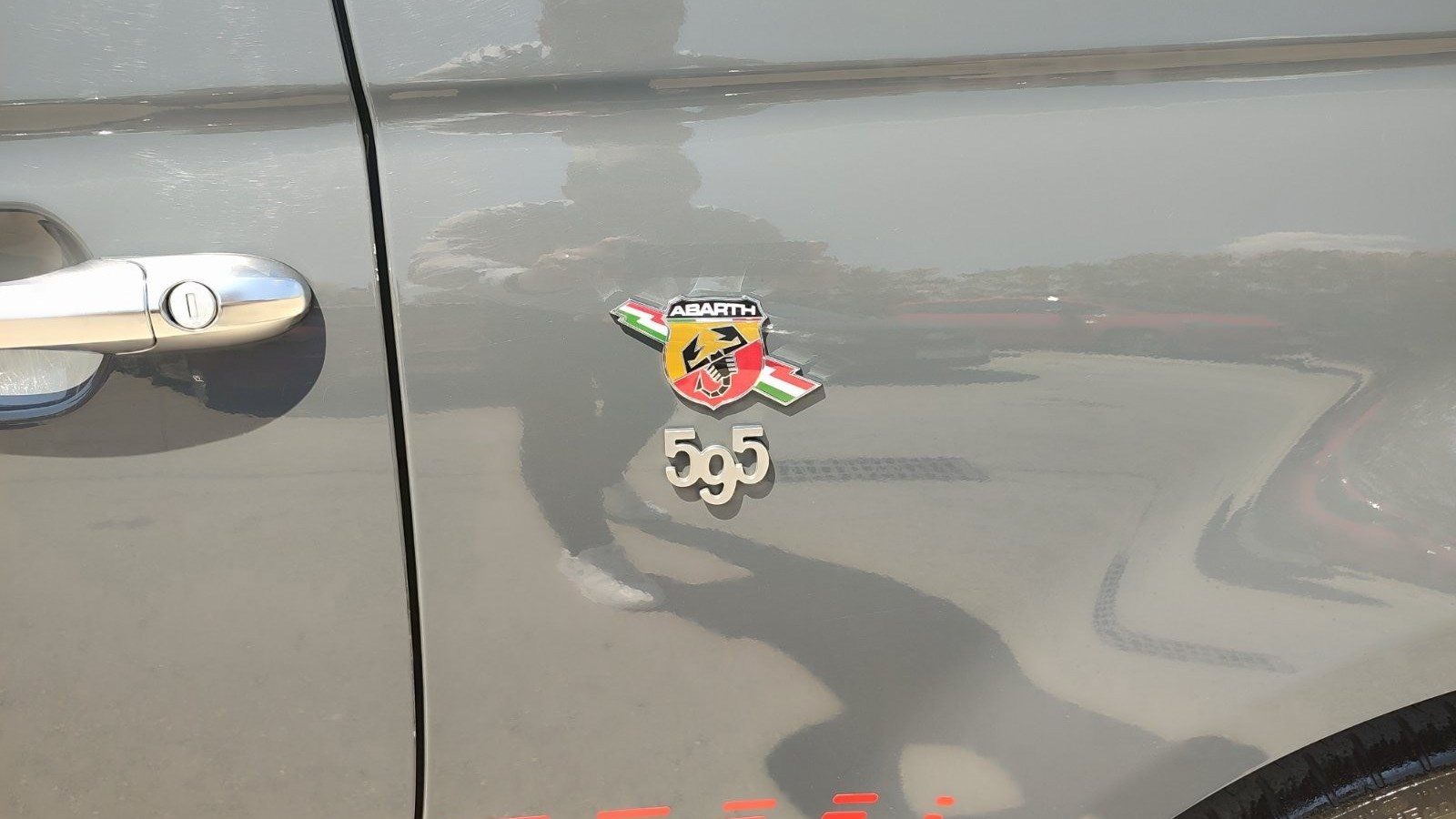 2021 Fiat Abarth — fotografija 13