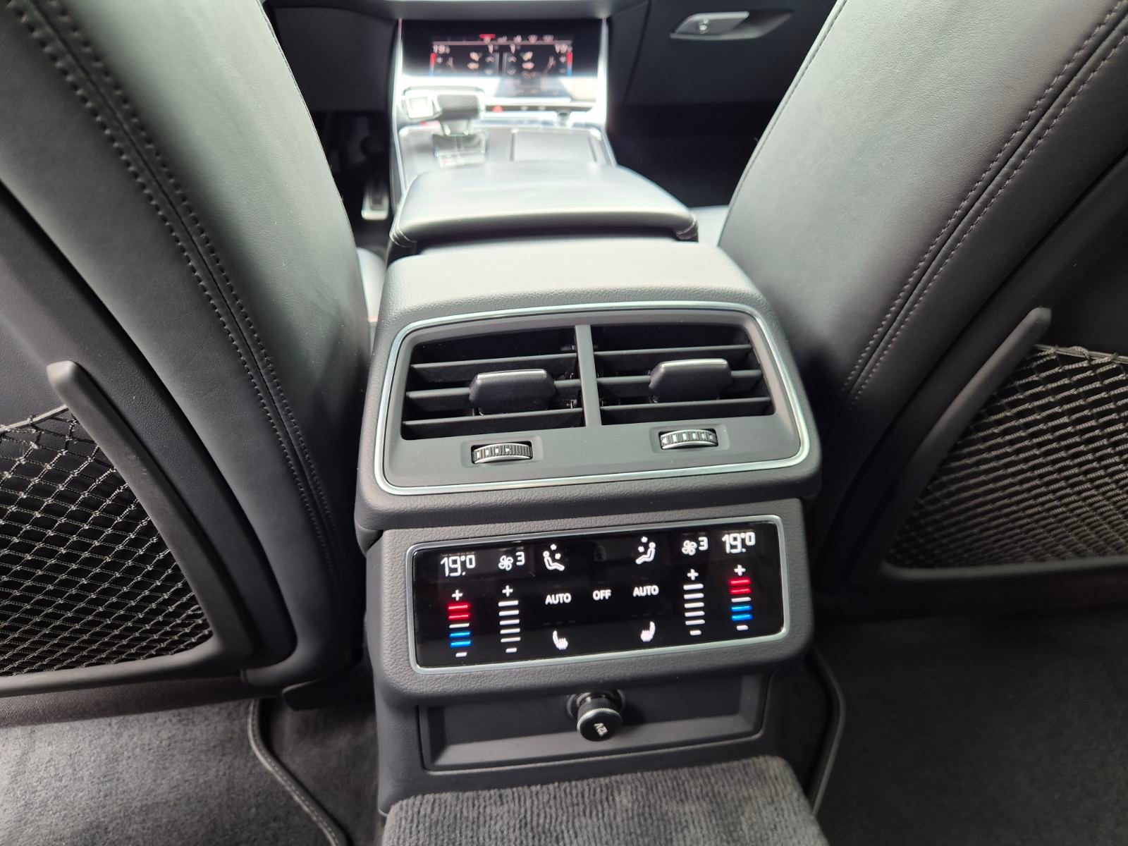 2020 Audi A7 S line — fotografija 25