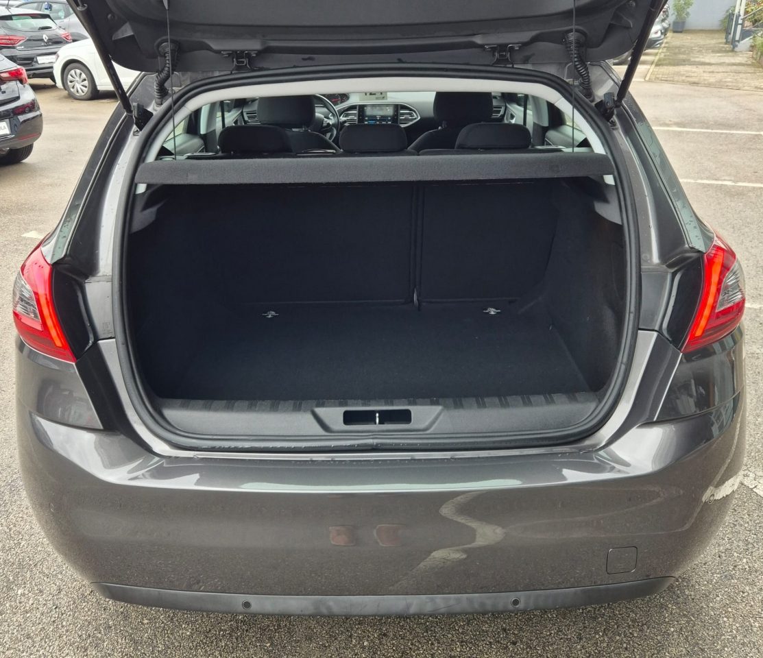 2019 Peugeot 308 — fotografija 17