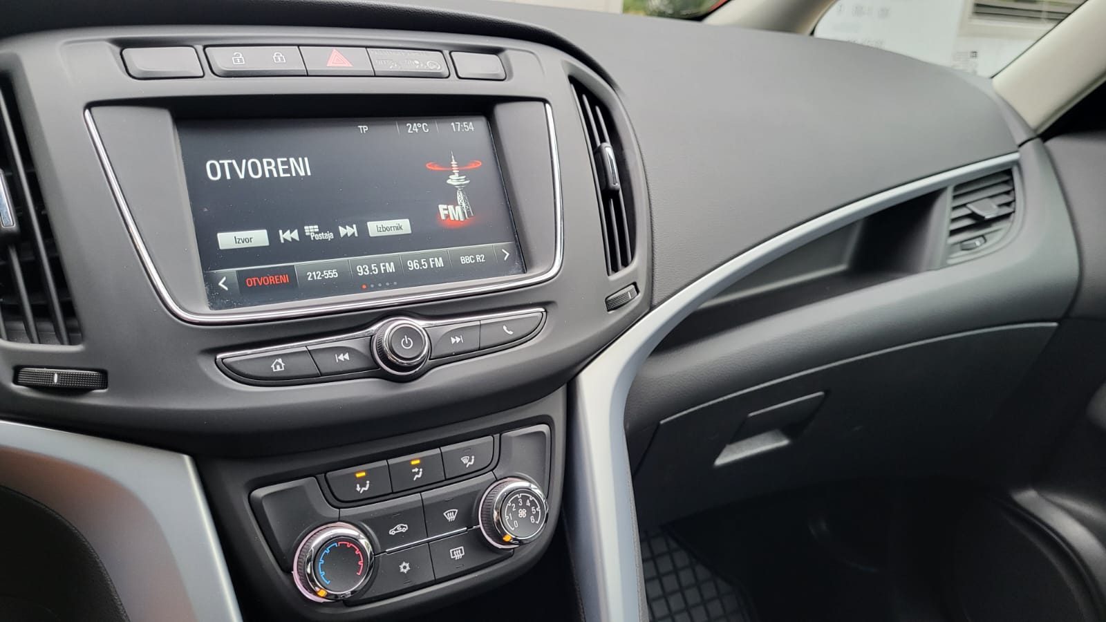 2018 Opel Zafira — fotografija 22