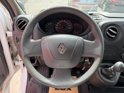 2017 Renault Master — sličica 9