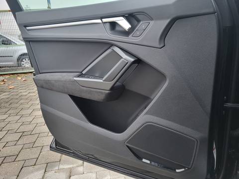2022 Audi Q3 — sličica 25