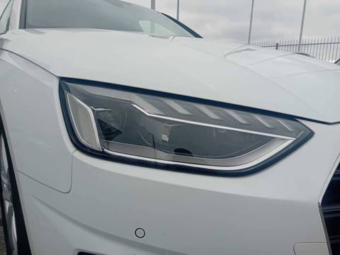 2022 Audi A4 Avant — sličica 13