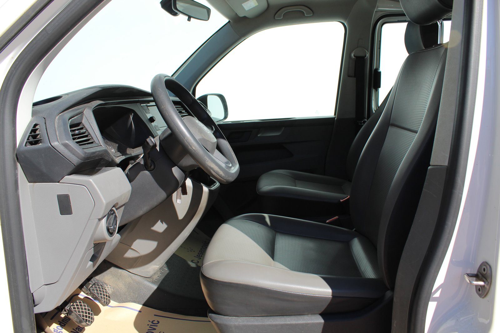 2022 Volkswagen Kombi — fotografija 7